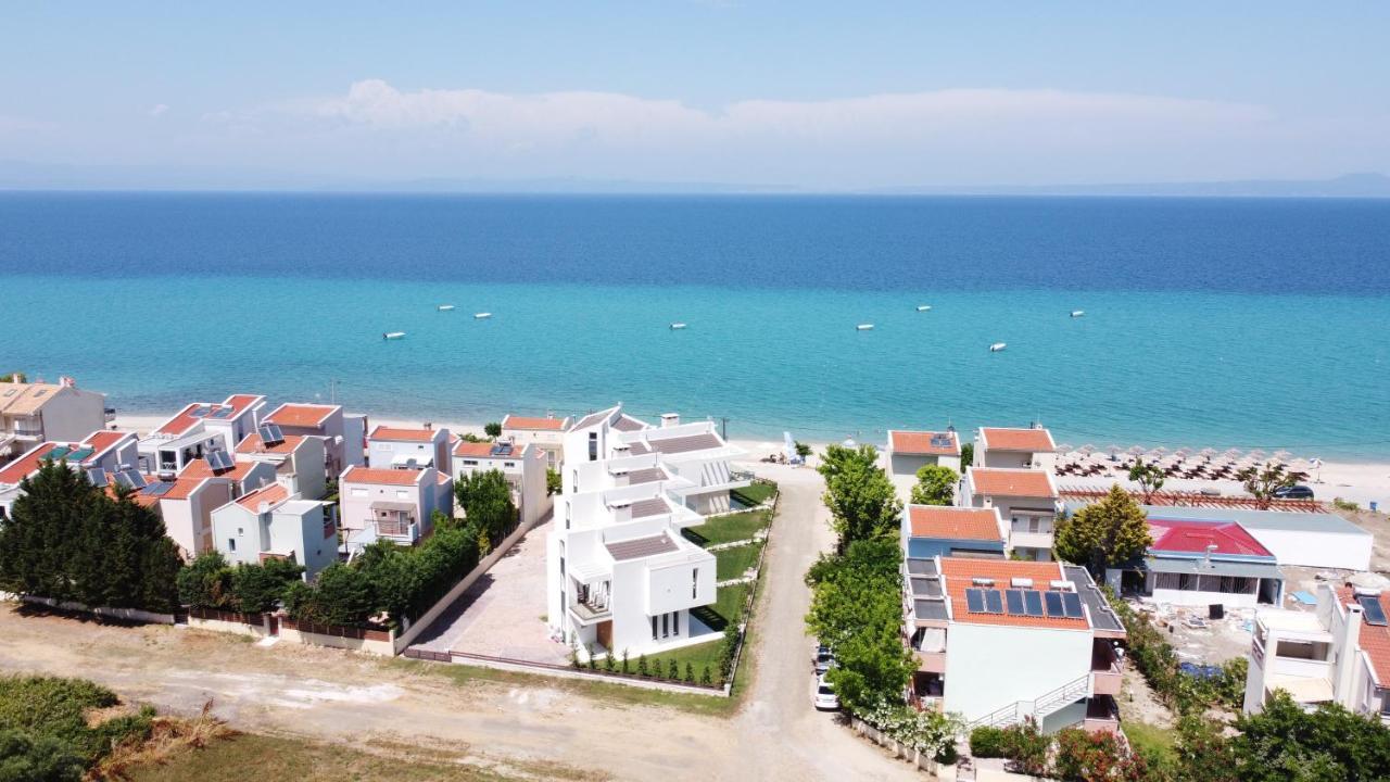 Villa Oleandra By The Sea Políhrono Kültér fotó