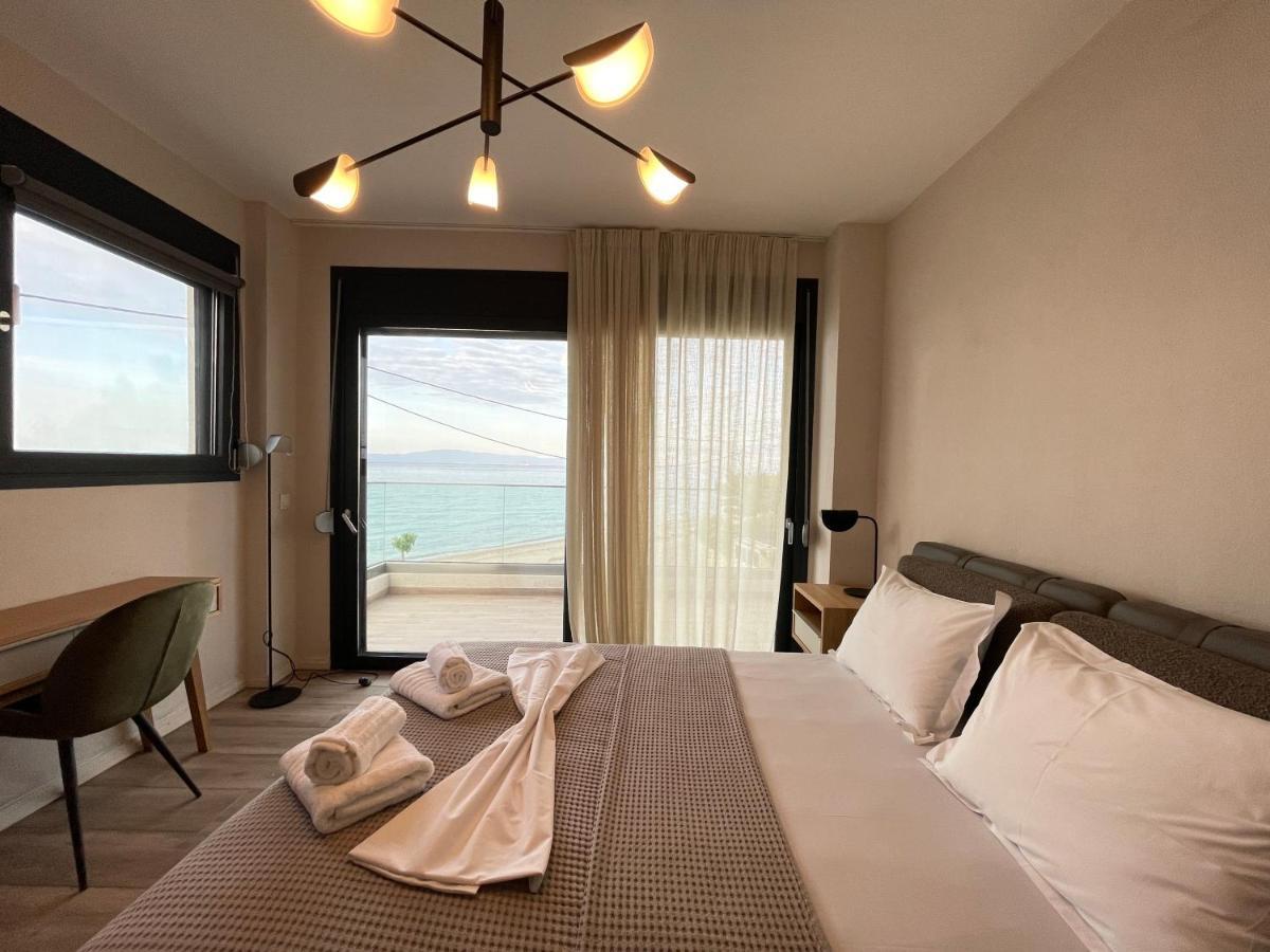 Villa Oleandra By The Sea Políhrono Kültér fotó